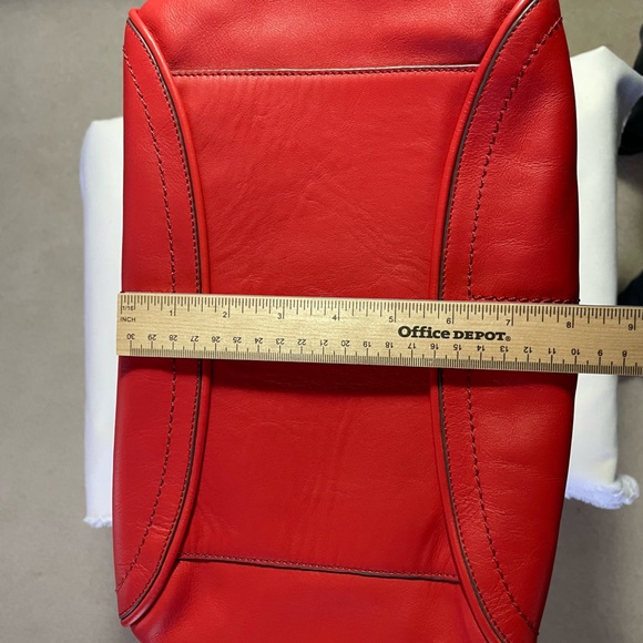 NWT COACH TOTE with Dust Bag    JULIANNE TOTE   AURA ORANGE   Gold tone metal - Picture 13 of 16